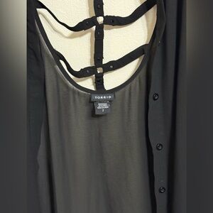 Torrid over shirt size (2) 2x